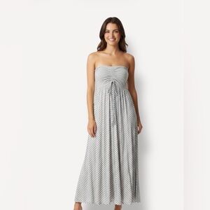 Elegant Black and White Strapless Dress